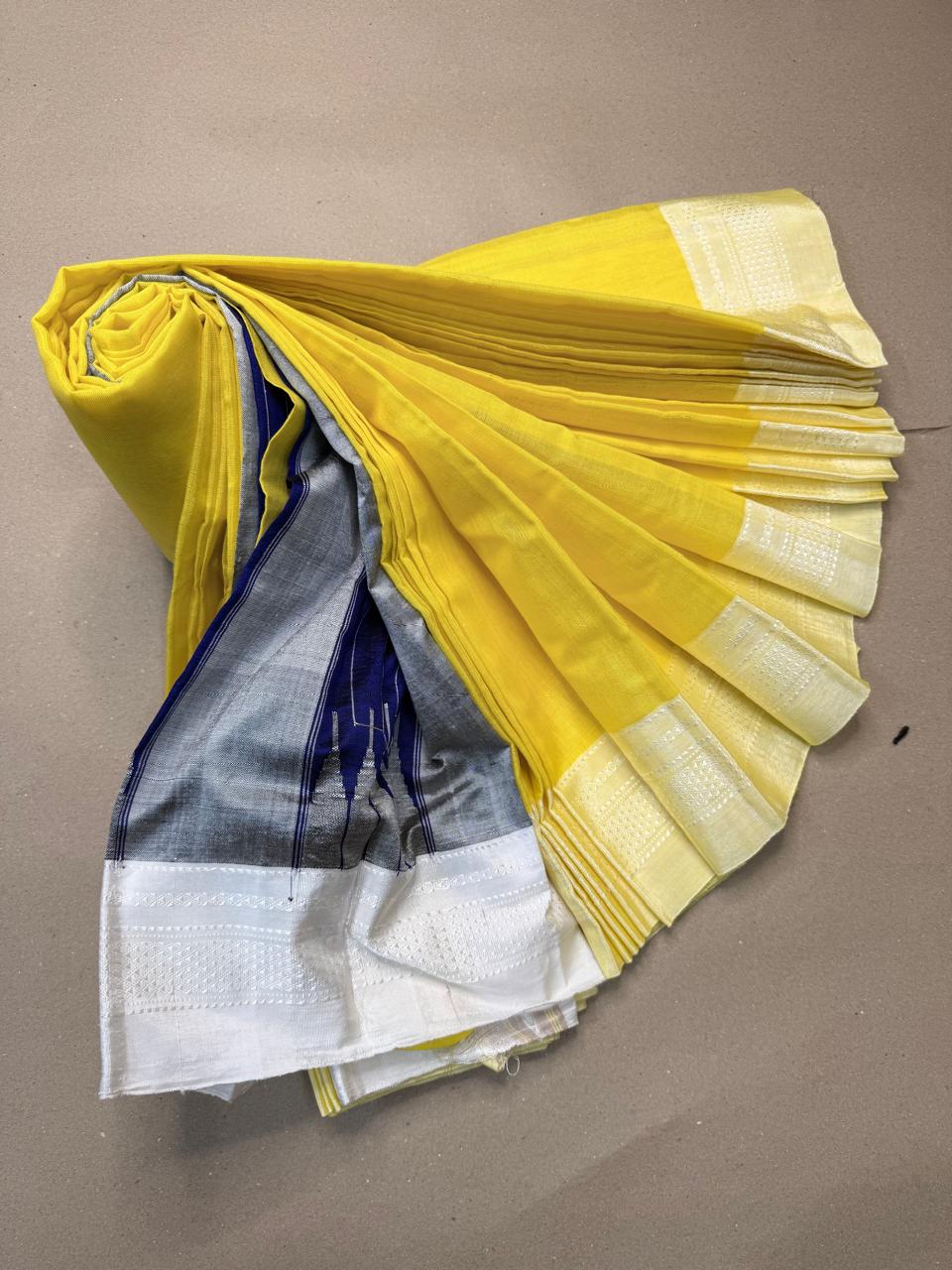 Saree 4.4